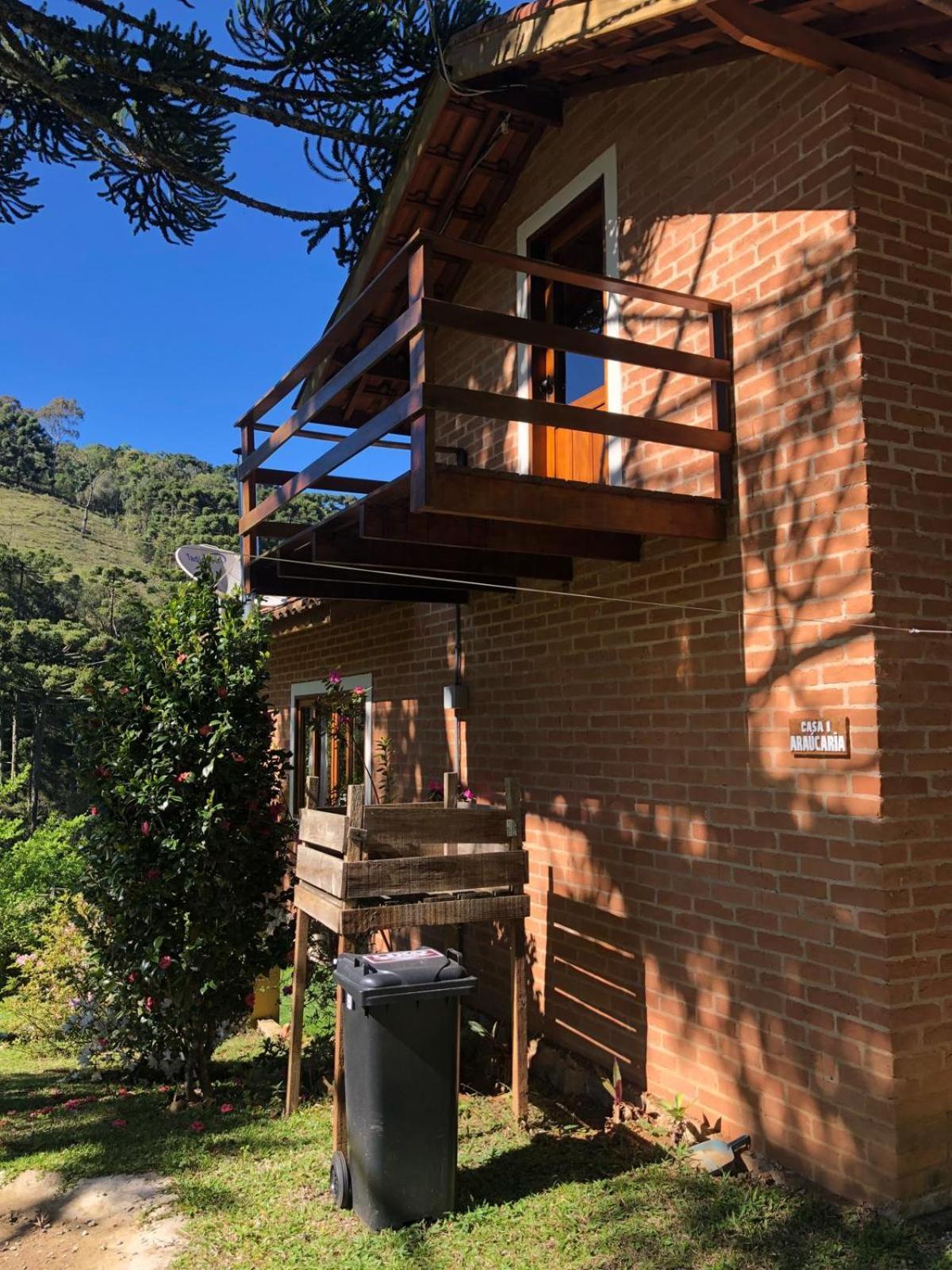Villa Sitio Rosa De Minas à Gonçalves Extérieur photo