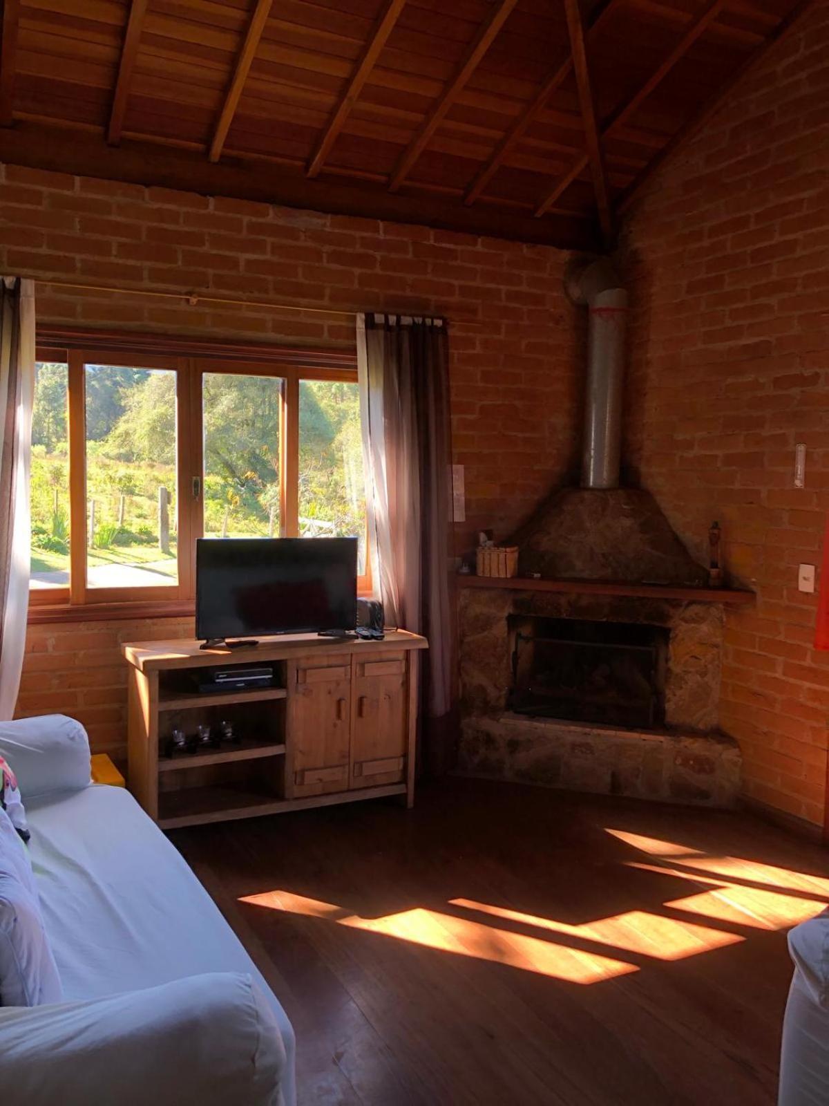 Villa Sitio Rosa De Minas à Gonçalves Extérieur photo